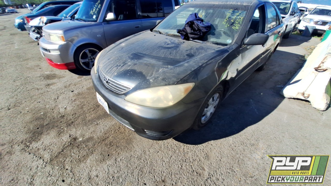 2005 TOYOTA CAMRY partes disponibles
