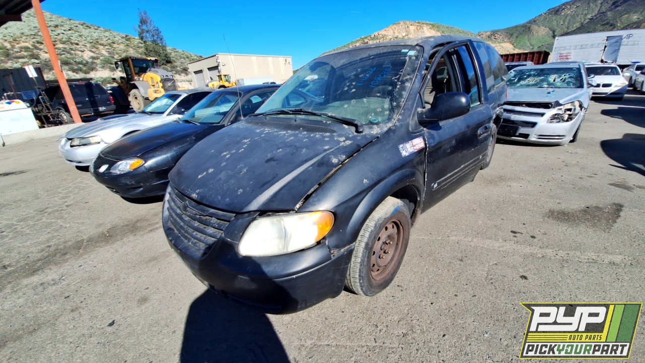 2005 CHRYSLER TOWN & COUNTRY partes disponibles