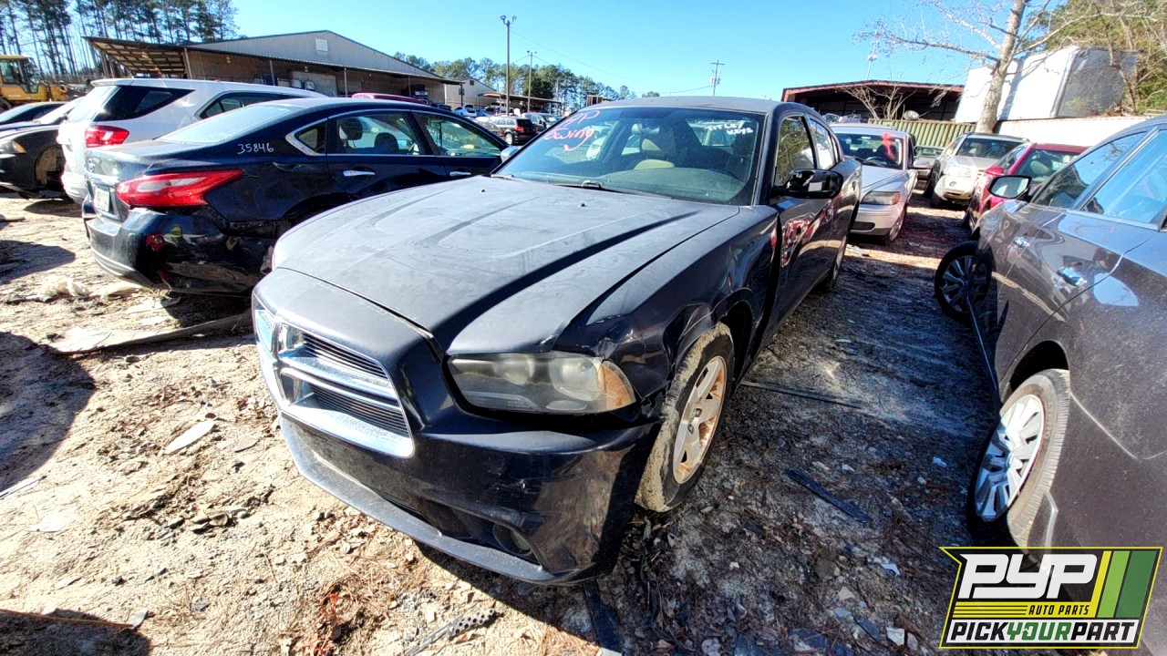 2012 DODGE CHARGER partes disponibles