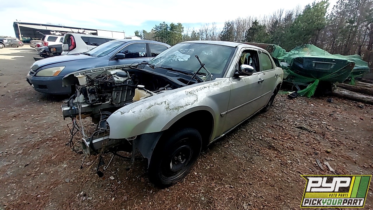 2005 CHRYSLER 300 available for parts