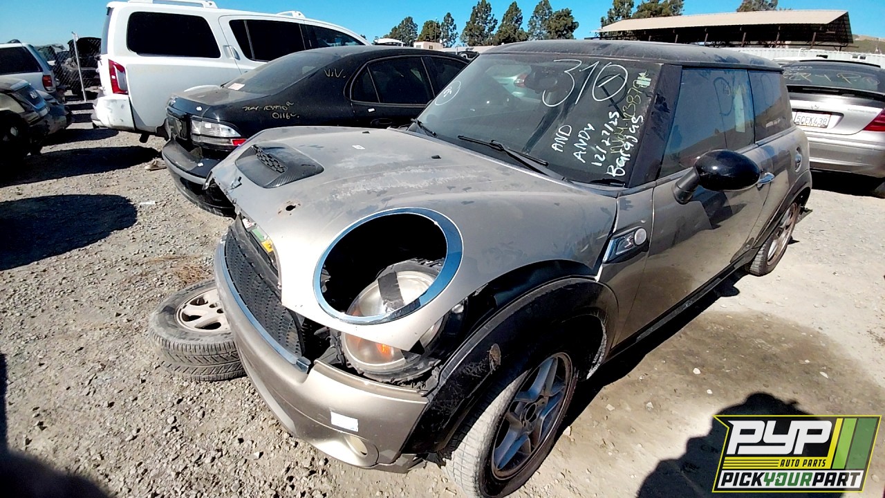 2010 MINI COOPER partes disponibles