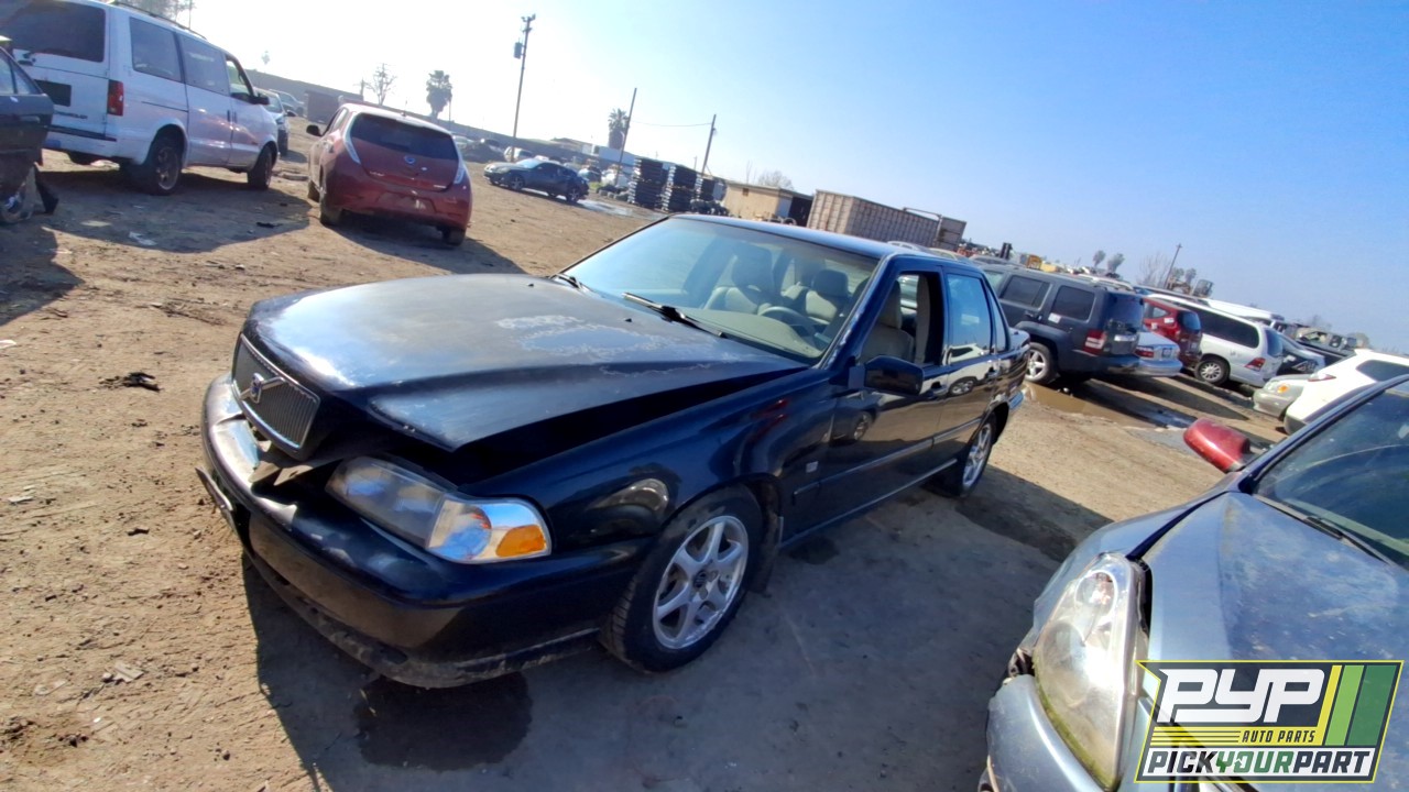 2000 VOLVO S70 partes disponibles