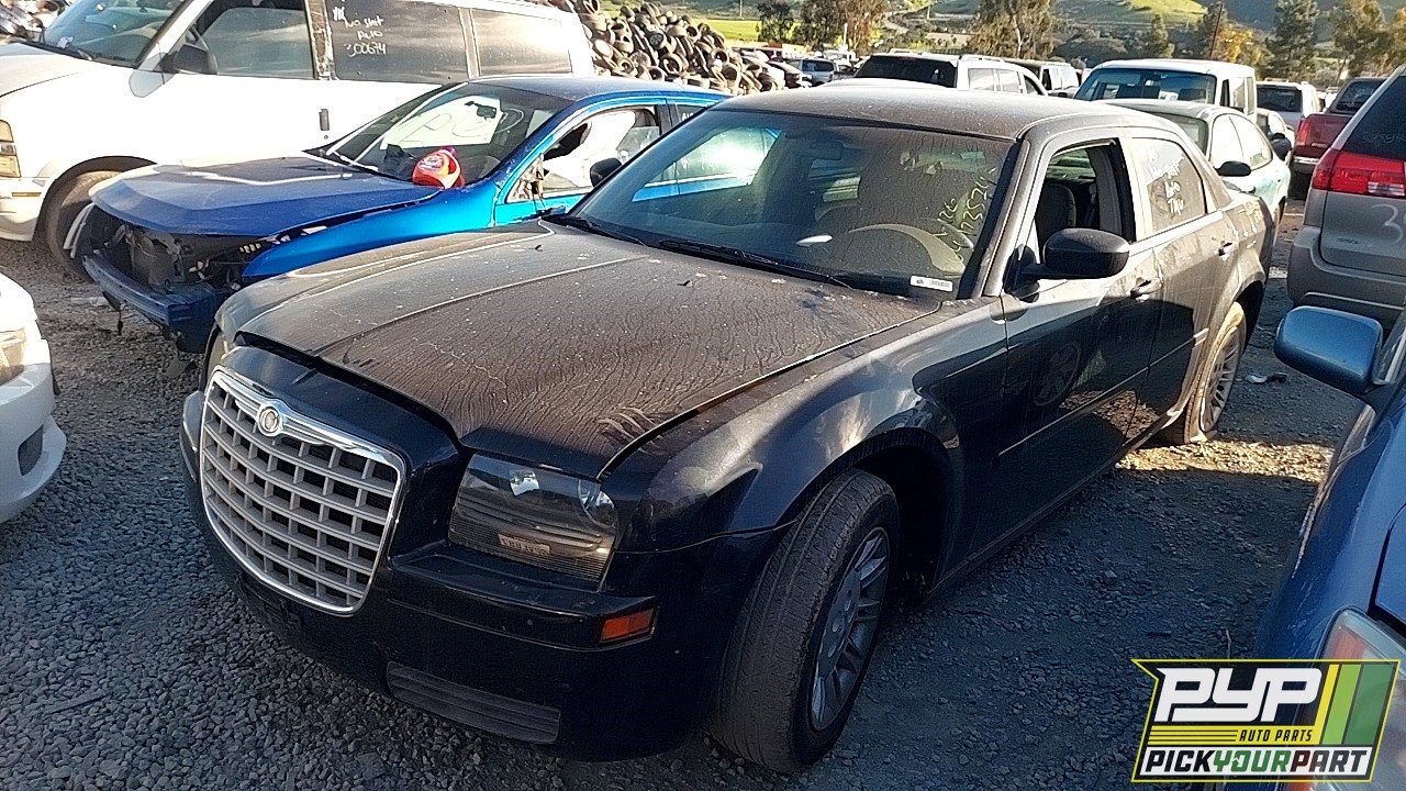 2006 CHRYSLER 300 partes disponibles