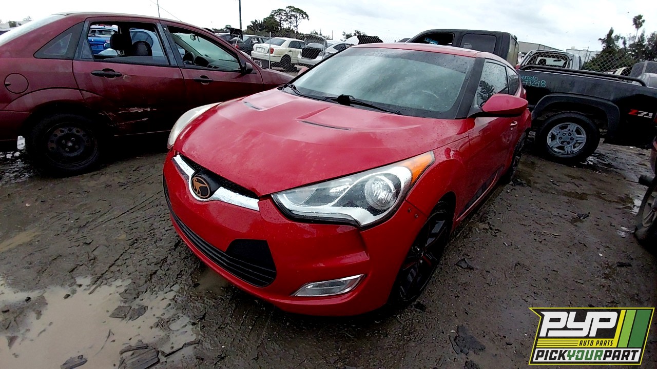2013 HYUNDAI VELOSTER partes disponibles