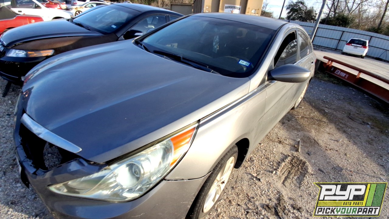 2013 HYUNDAI SONATA available for parts