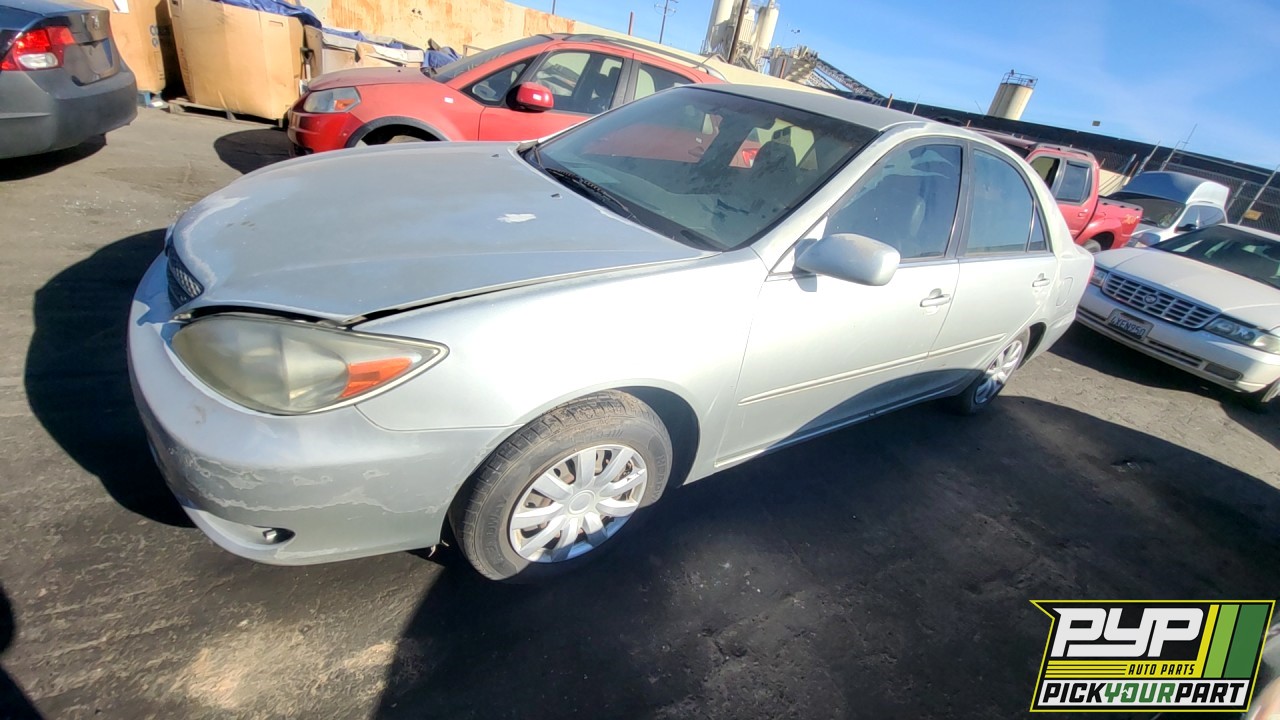 2002 TOYOTA CAMRY partes disponibles