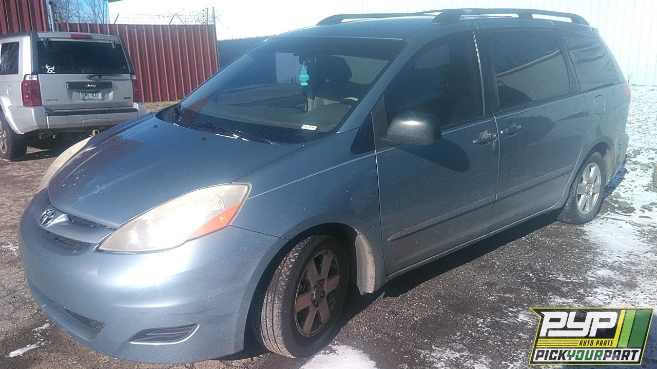 2008 TOYOTA SIENNA partes disponibles