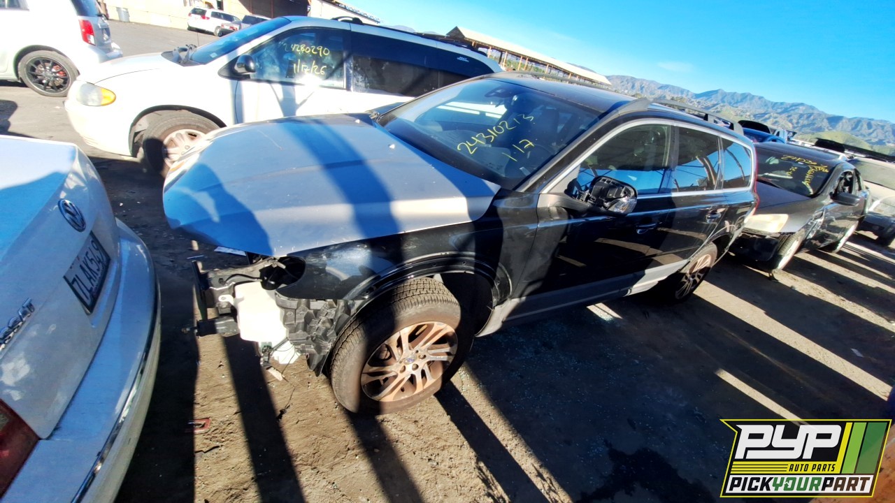 2015 VOLVO XC70 partes disponibles