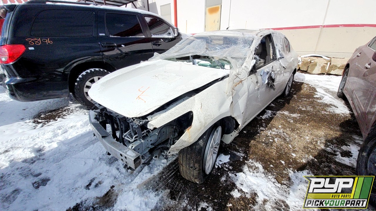 2013 INFINITI G37 partes disponibles