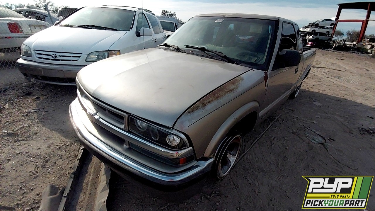2001 CHEVROLET S10 partes disponibles
