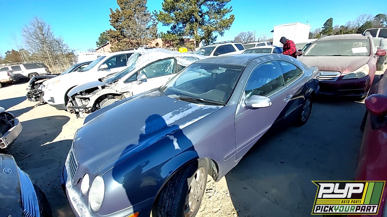 2000 MERCEDES-BENZ CLK320 partes disponibles