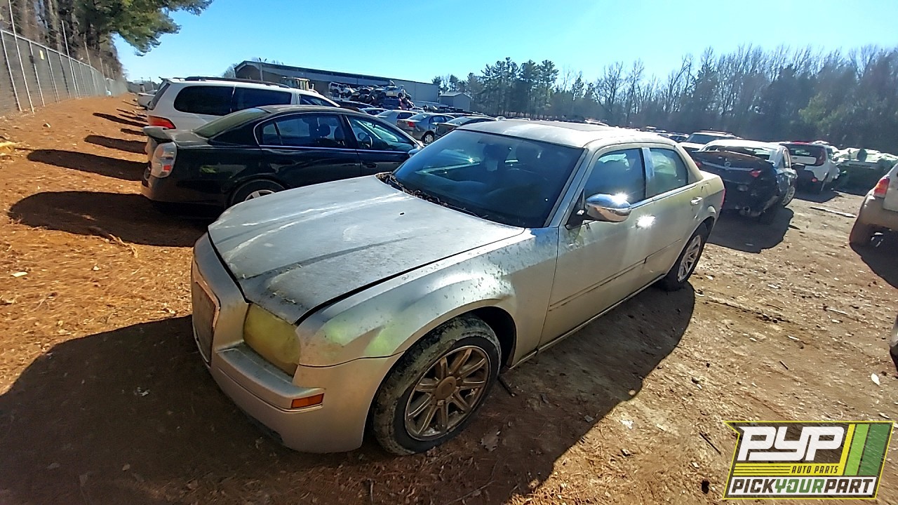 2006 CHRYSLER 300 partes disponibles