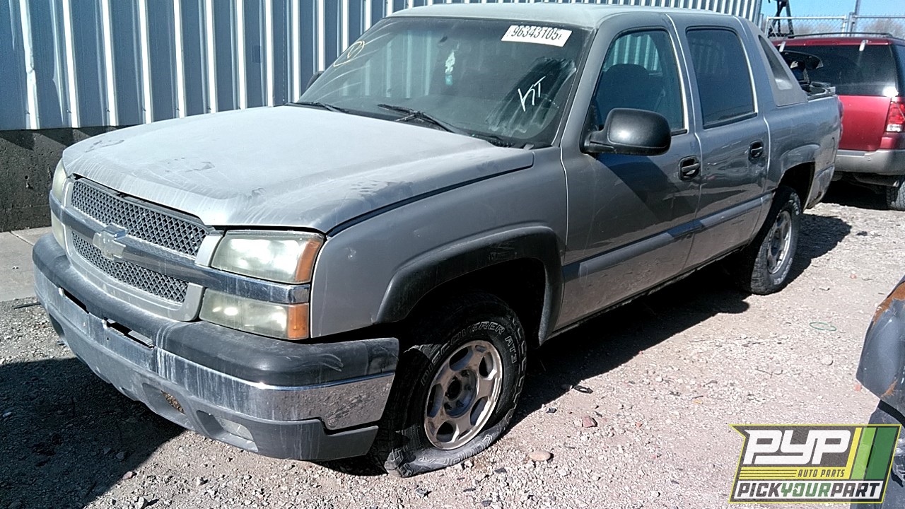 2004 CHEVROLET AVALANCHE 1500 available for parts
