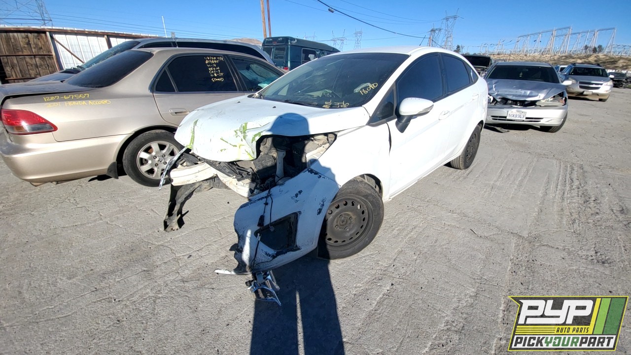 2013 FORD FIESTA partes disponibles