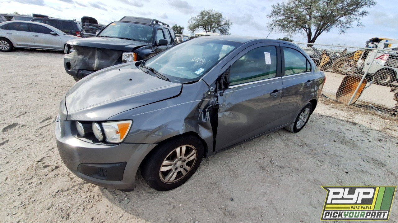 2016 CHEVROLET SONIC partes disponibles