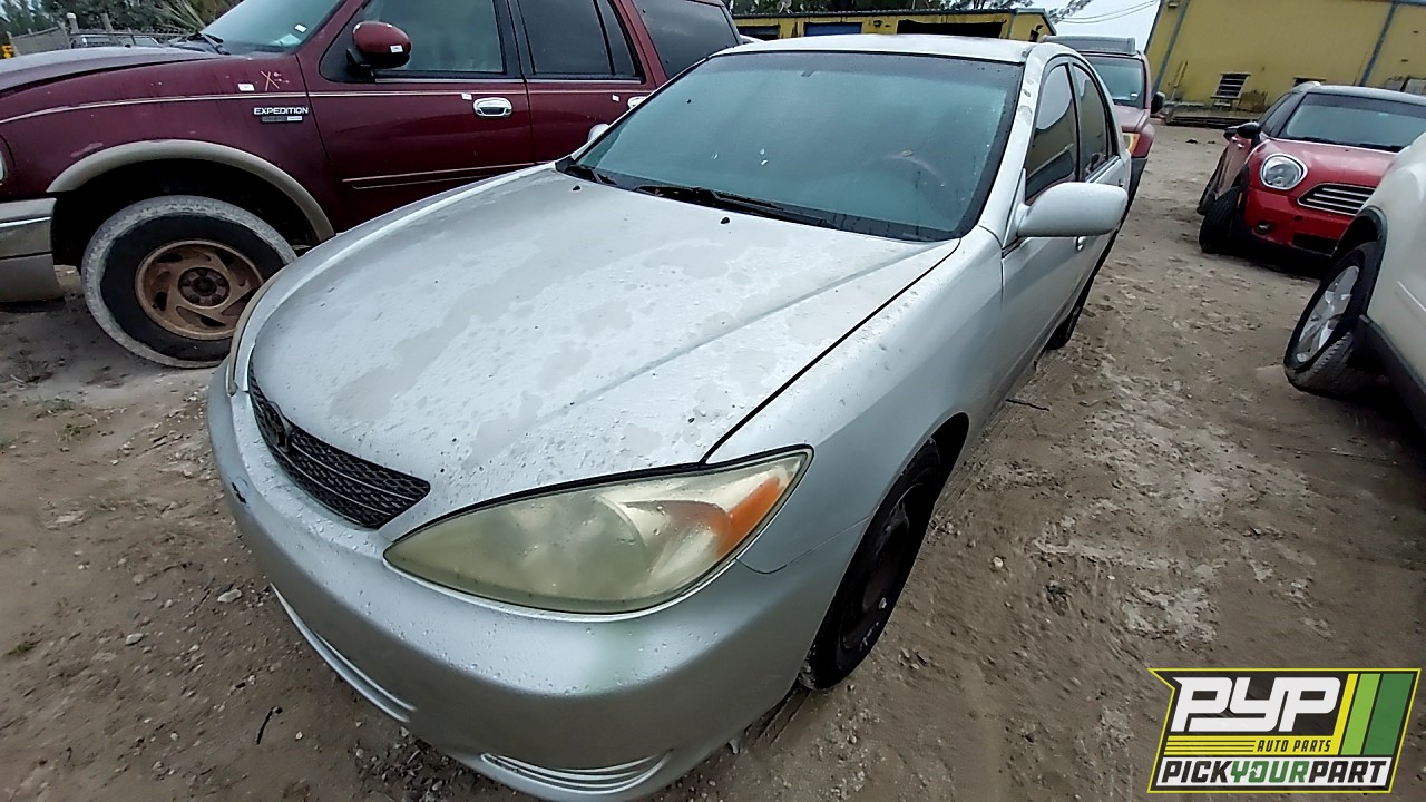 2003 TOYOTA CAMRY partes disponibles