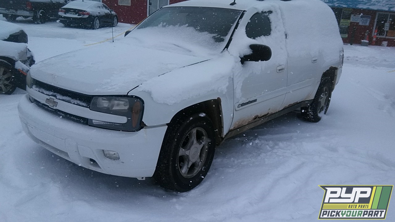 2004 CHEVROLET TRAILBLAZER EXT available for parts