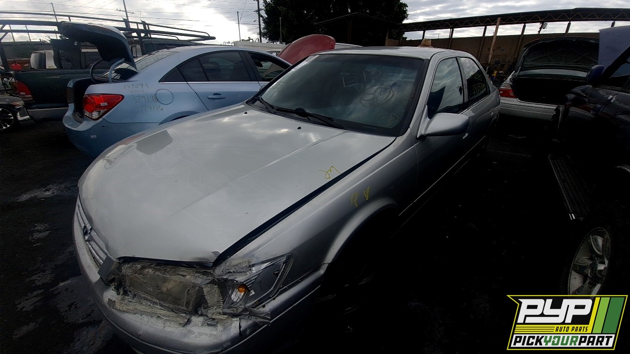 2000 TOYOTA CAMRY partes disponibles