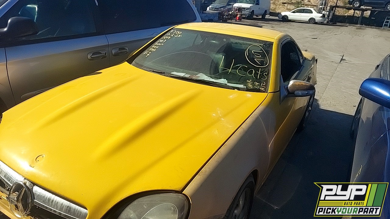 2002 MERCEDES-BENZ SLK320 available for parts