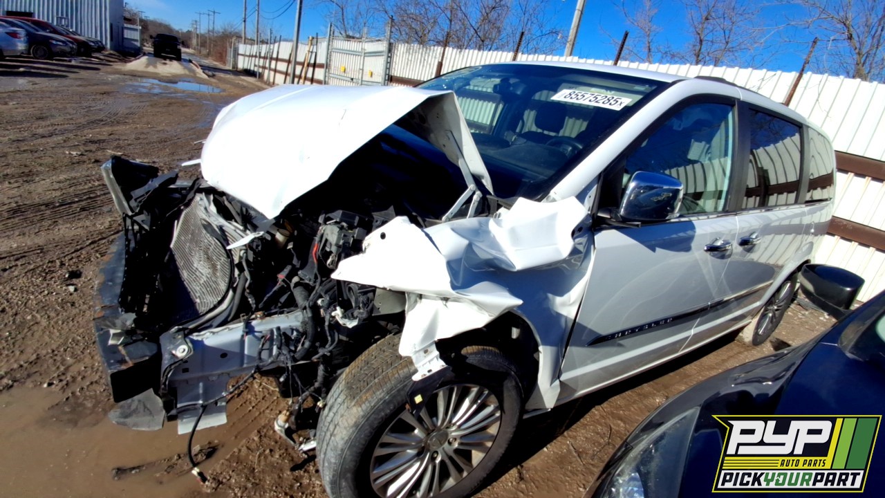 2015 CHRYSLER TOWN & COUNTRY available for parts