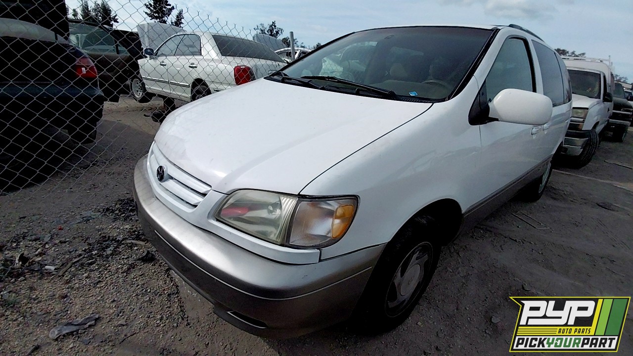 2002 TOYOTA SIENNA partes disponibles