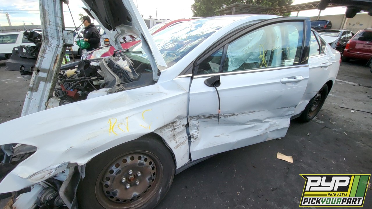 2014 FORD FUSION partes disponibles