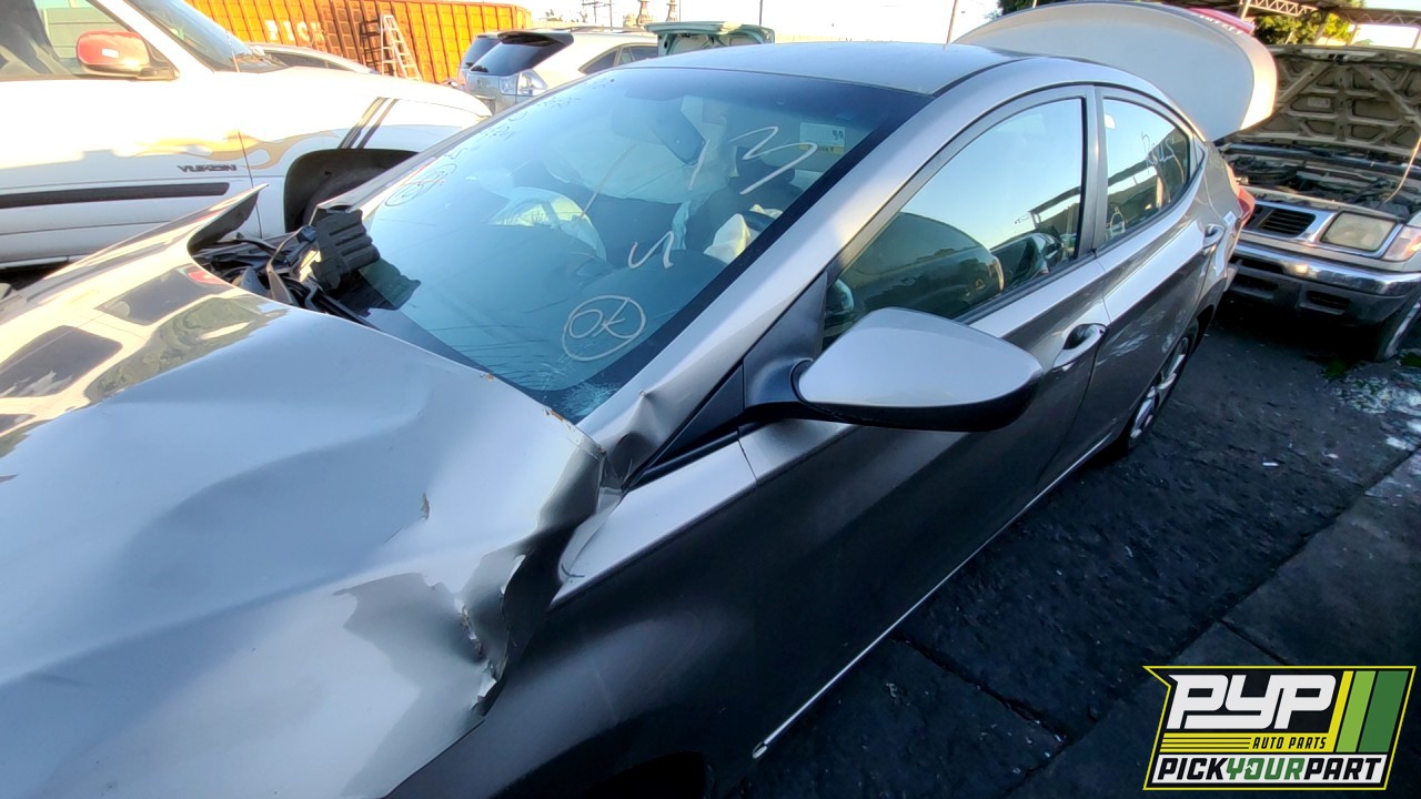 2014 HYUNDAI ELANTRA partes disponibles