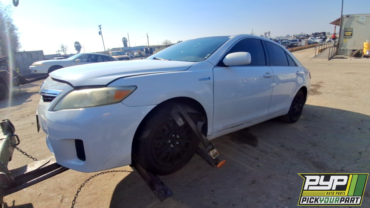 2011 TOYOTA CAMRY available for parts