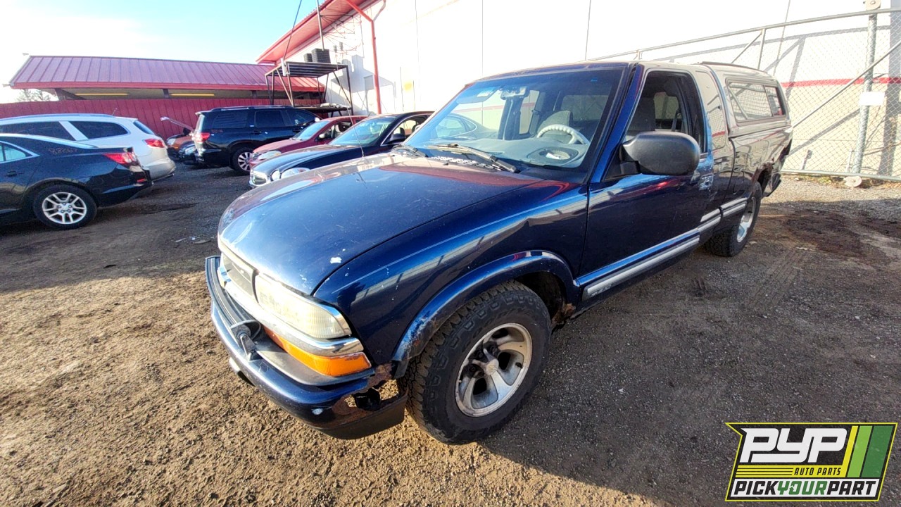 2001 CHEVROLET S10 partes disponibles