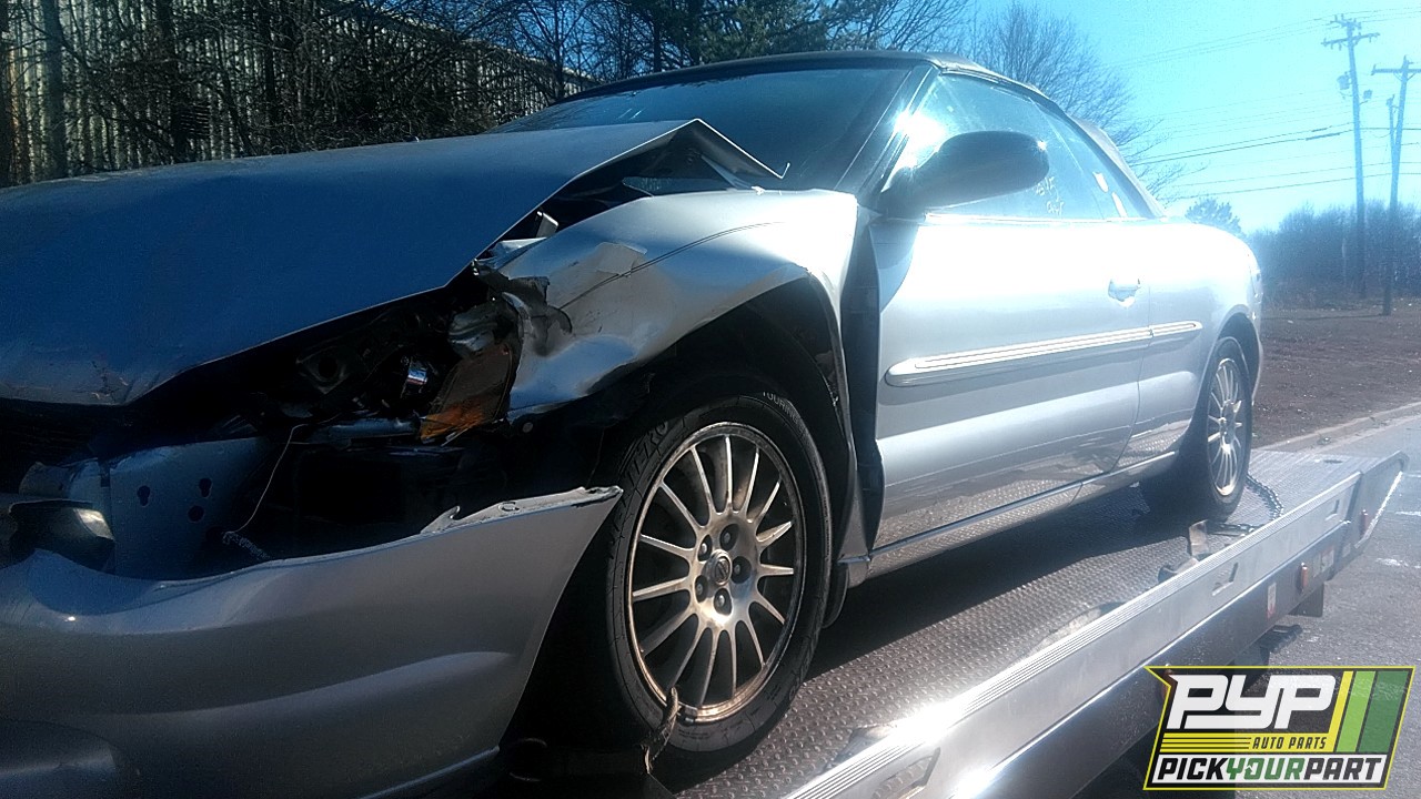 2004 CHRYSLER SEBRING partes disponibles