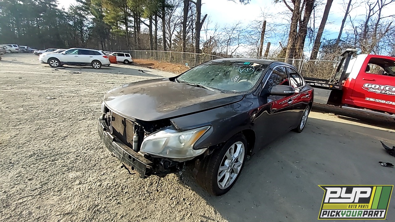 2013 NISSAN MAXIMA partes disponibles