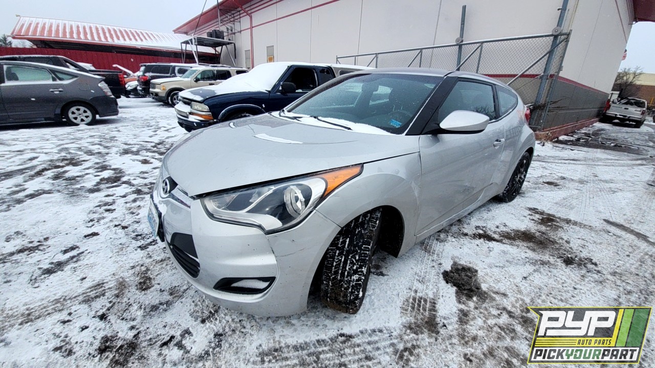 2015 HYUNDAI VELOSTER partes disponibles