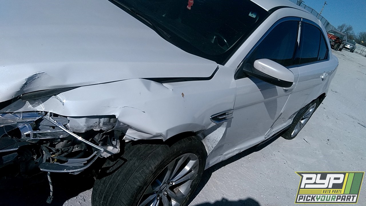 2013 FORD TAURUS partes disponibles