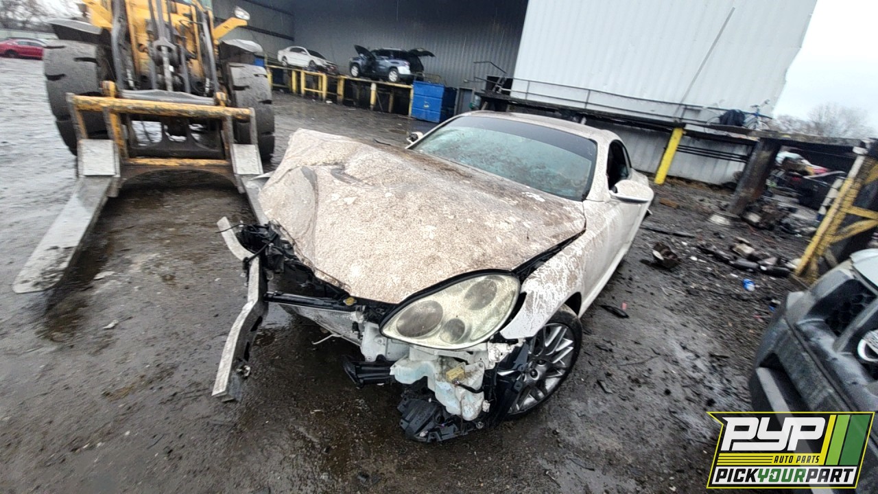 2004 LEXUS SC430 partes disponibles