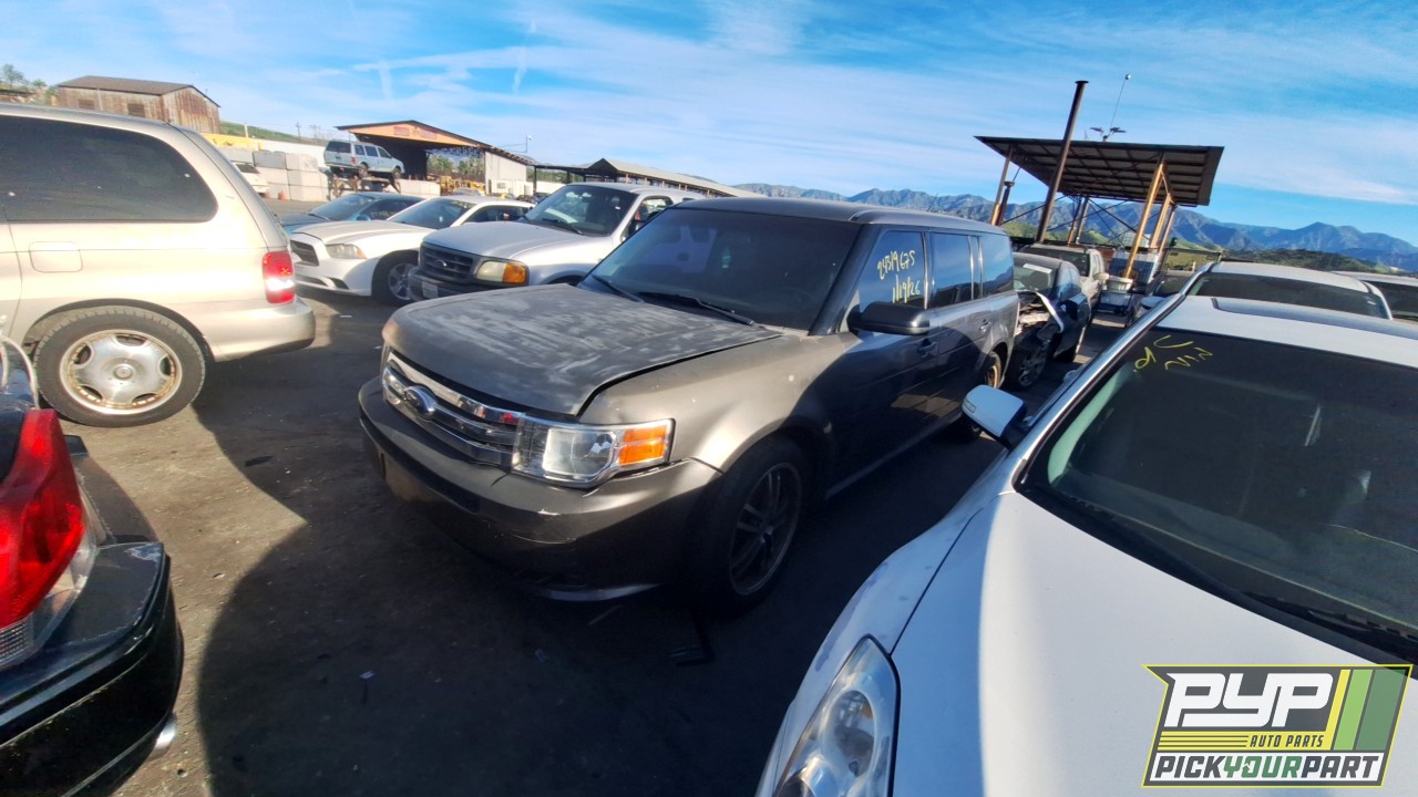 2009 FORD FLEX available for parts