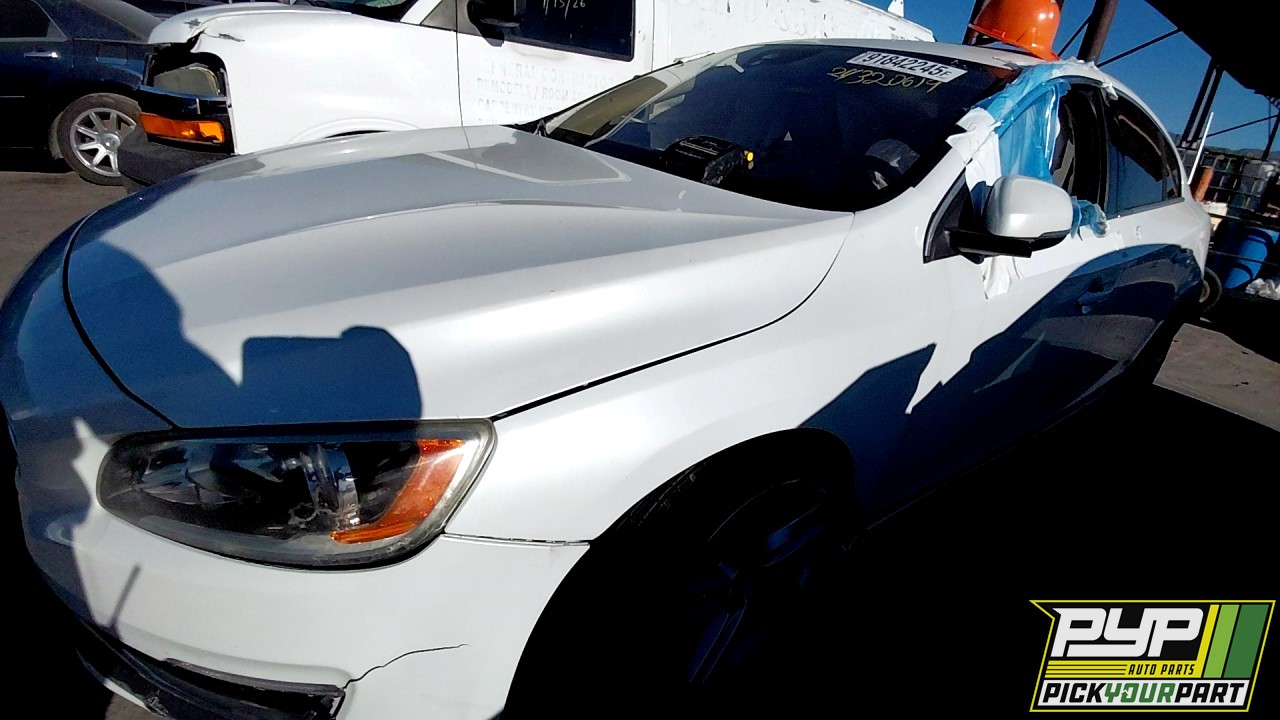 2014 VOLVO S60 partes disponibles