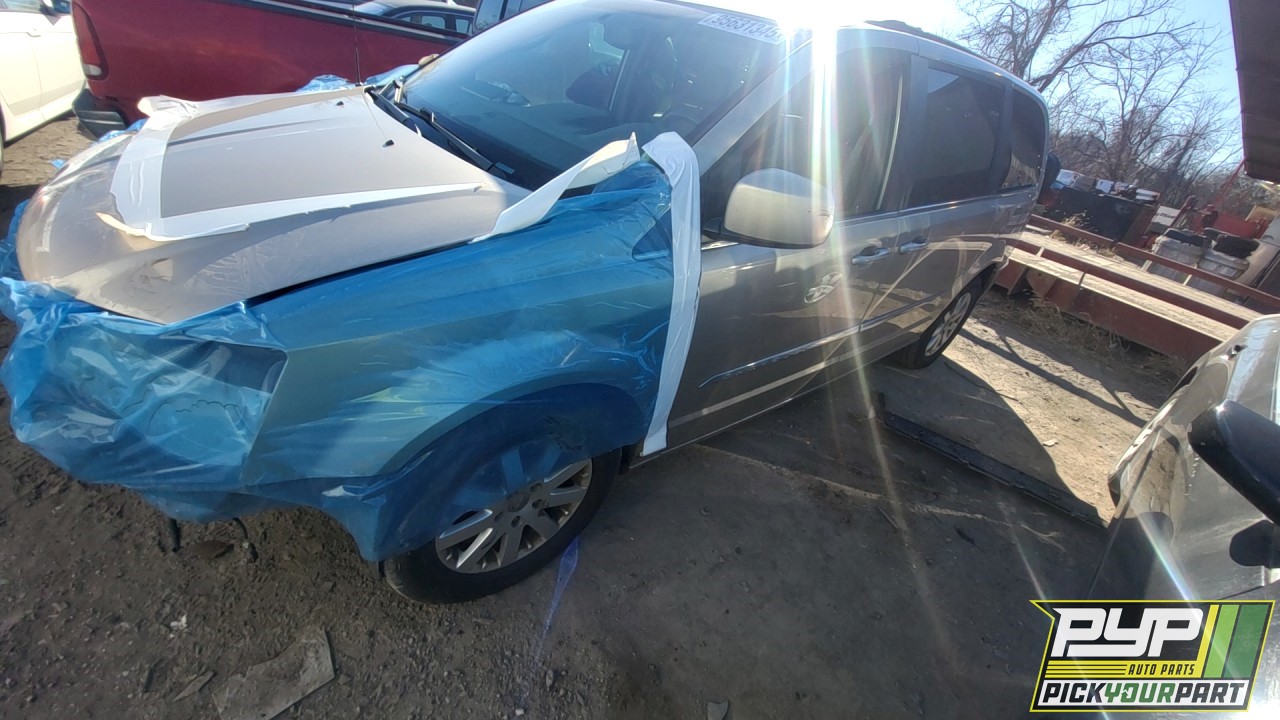 2016 CHRYSLER TOWN & COUNTRY partes disponibles