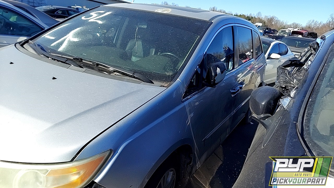 2012 HONDA ODYSSEY available for parts