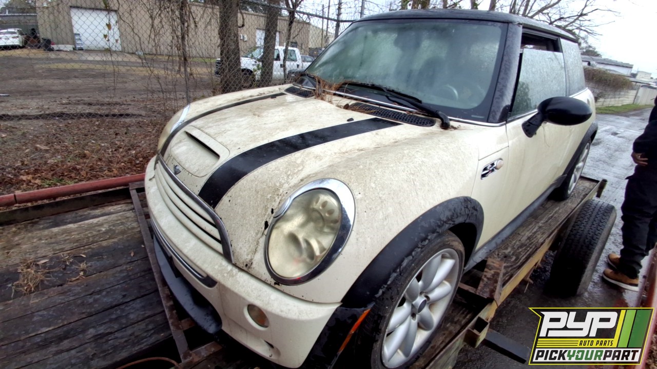 2006 MINI COOPER partes disponibles