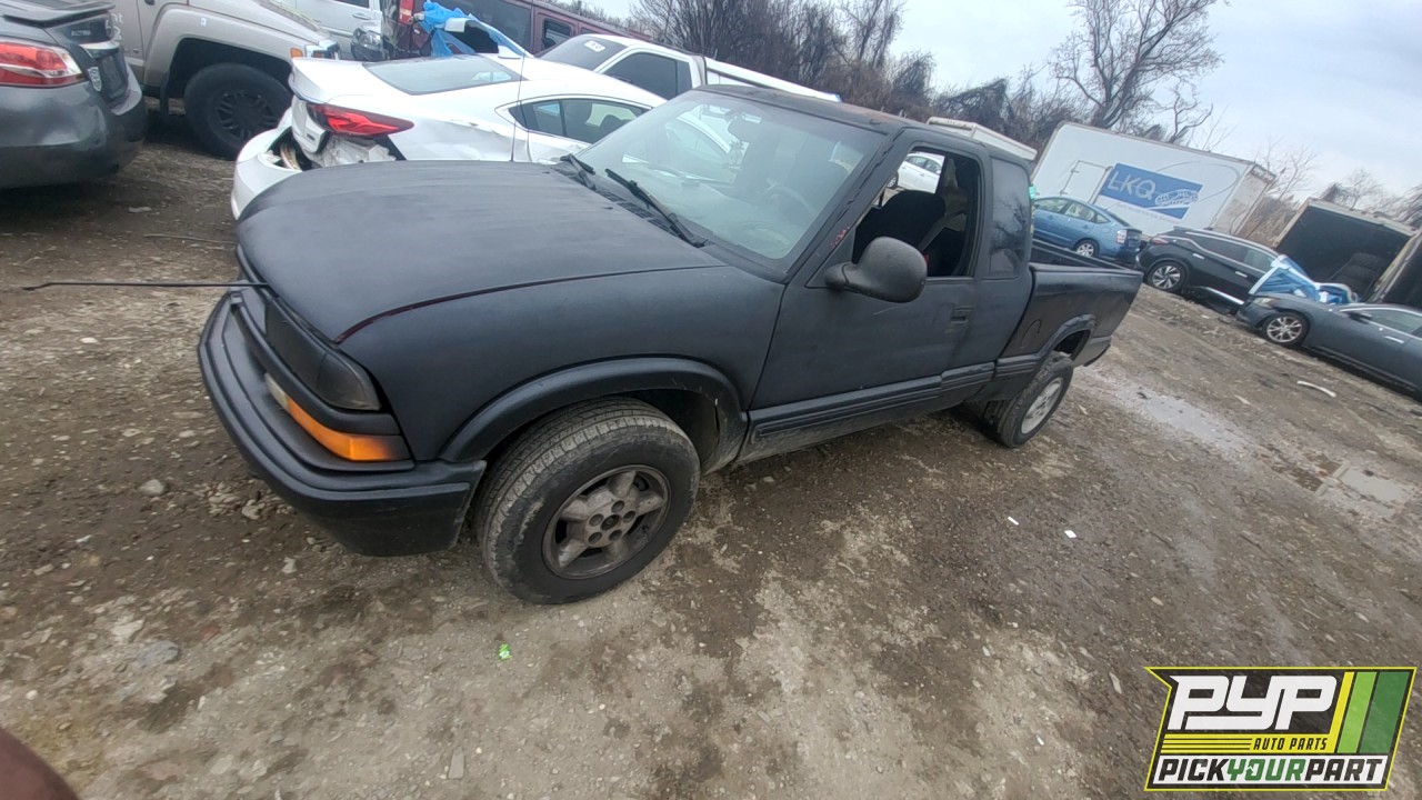 2001 CHEVROLET S10 partes disponibles