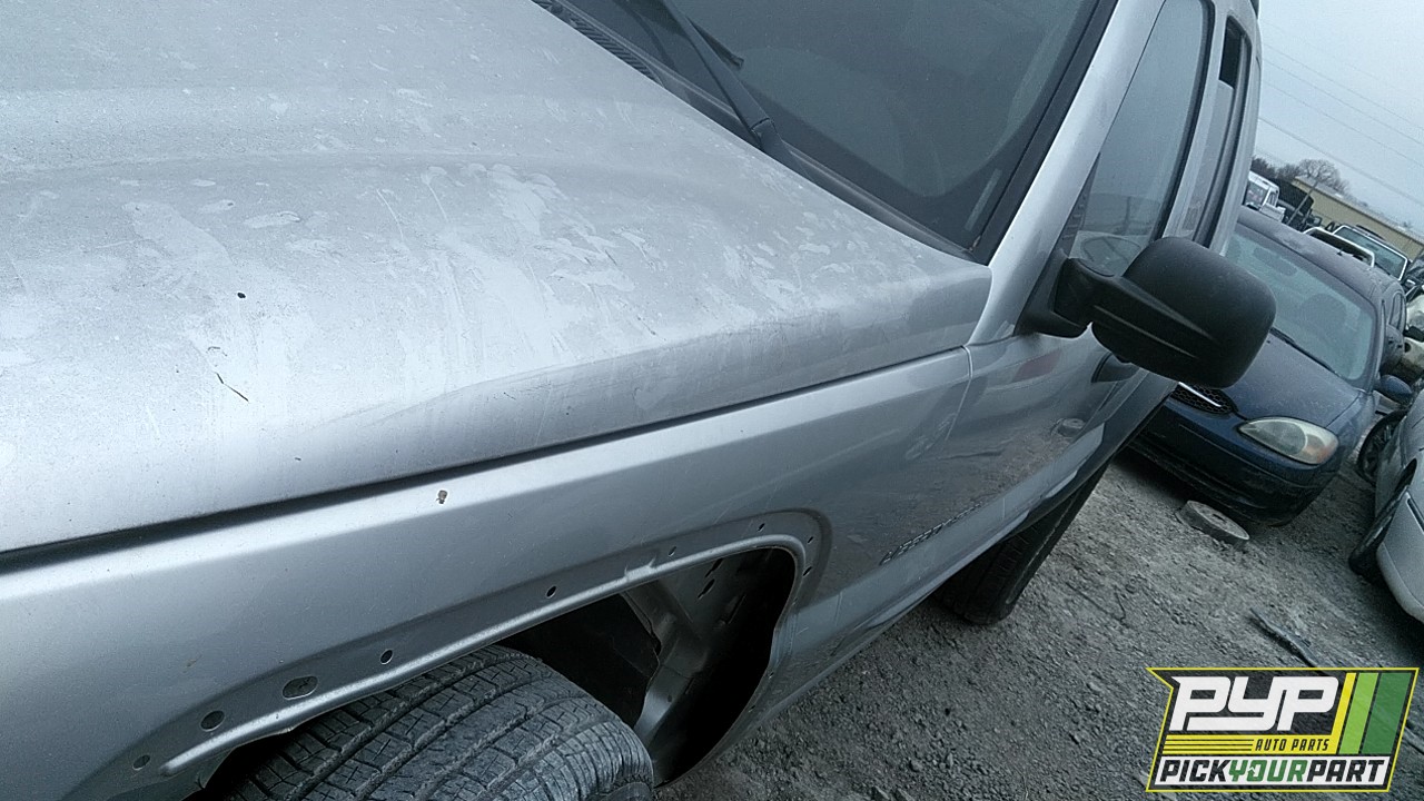 2003 JEEP LIBERTY partes disponibles