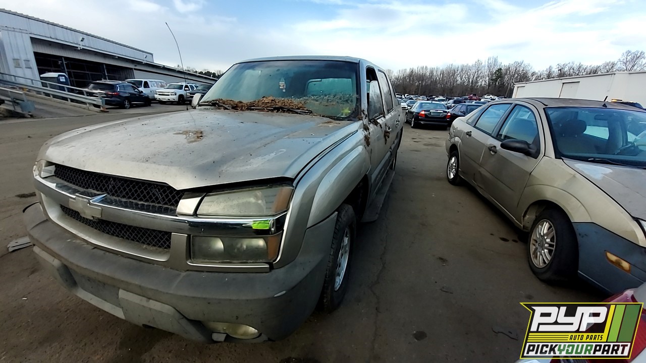 2003 CHEVROLET AVALANCHE 1500 available for parts