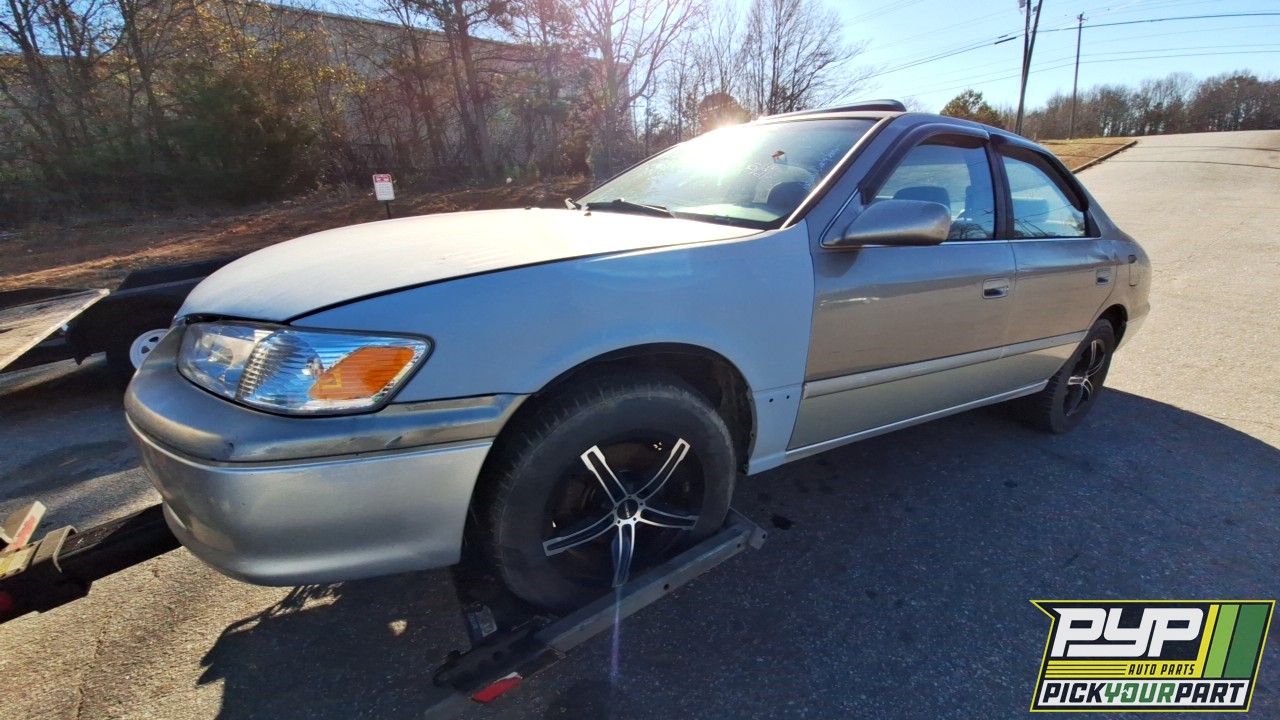 2001 TOYOTA CAMRY partes disponibles