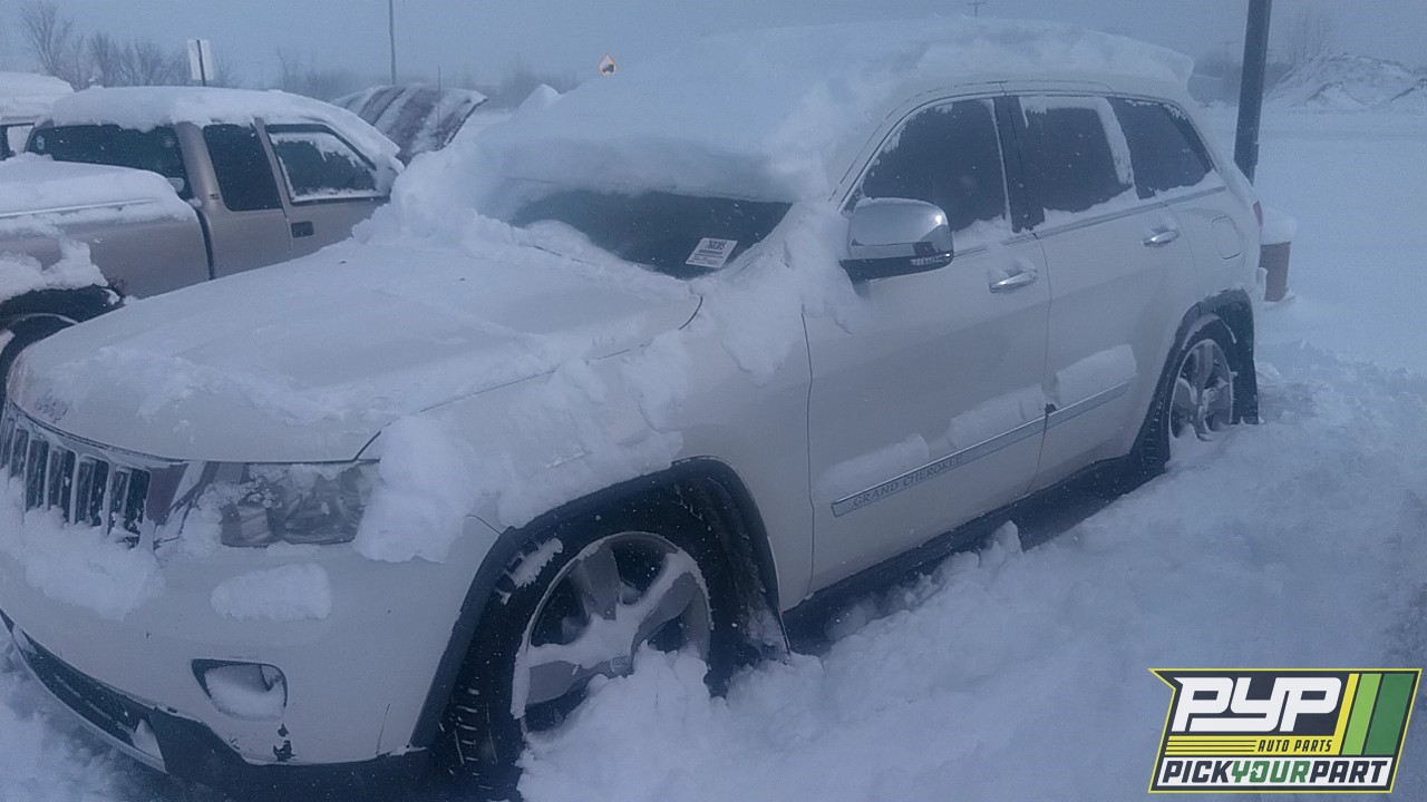 2011 JEEP GRAND CHEROKEE partes disponibles