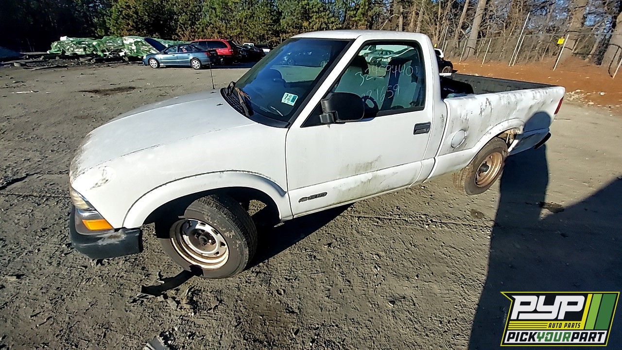 2000 CHEVROLET S10 available for parts