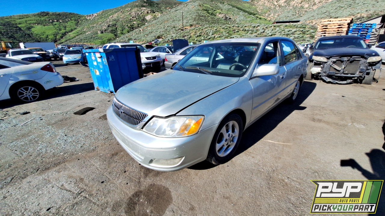 2000 TOYOTA AVALON available for parts
