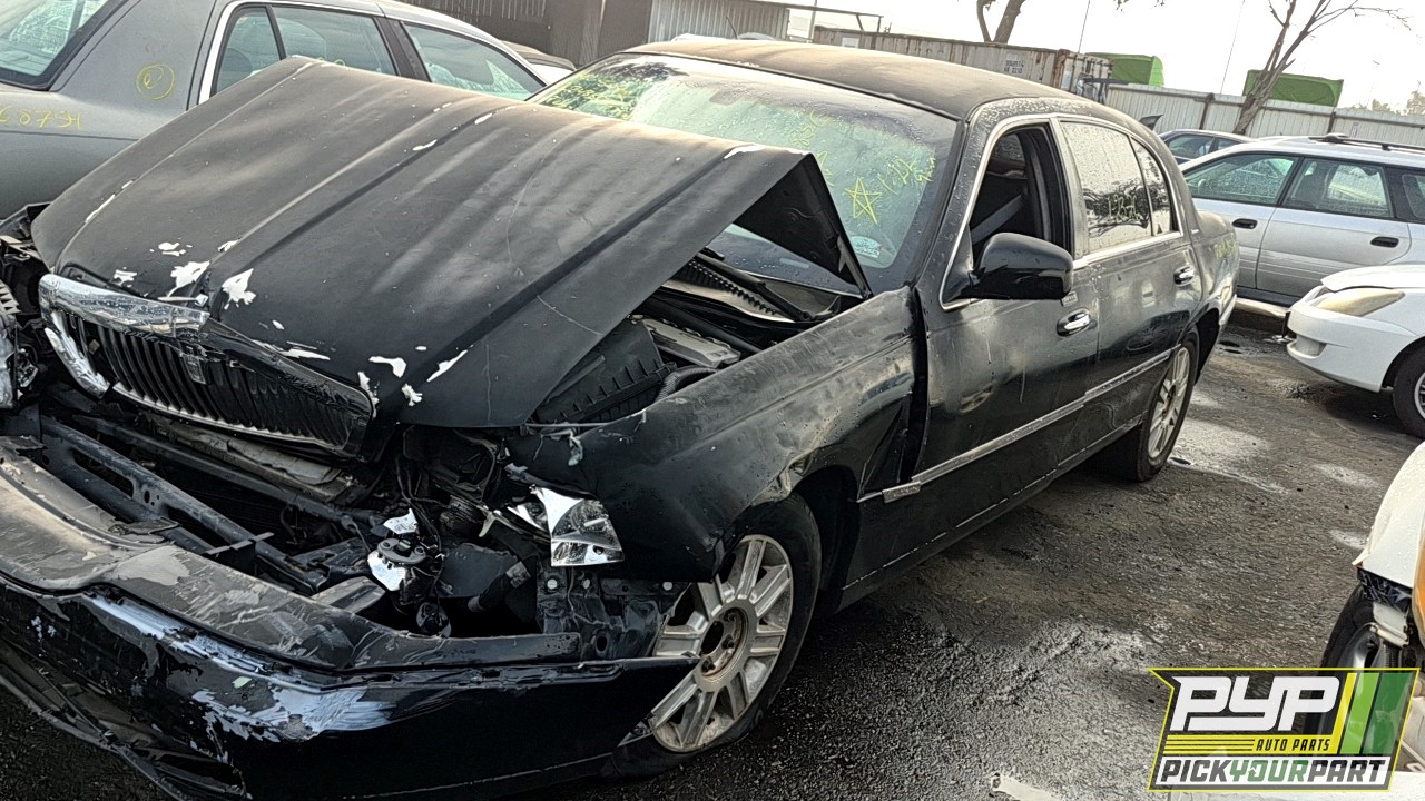 2010 LINCOLN TOWN CAR available for parts
