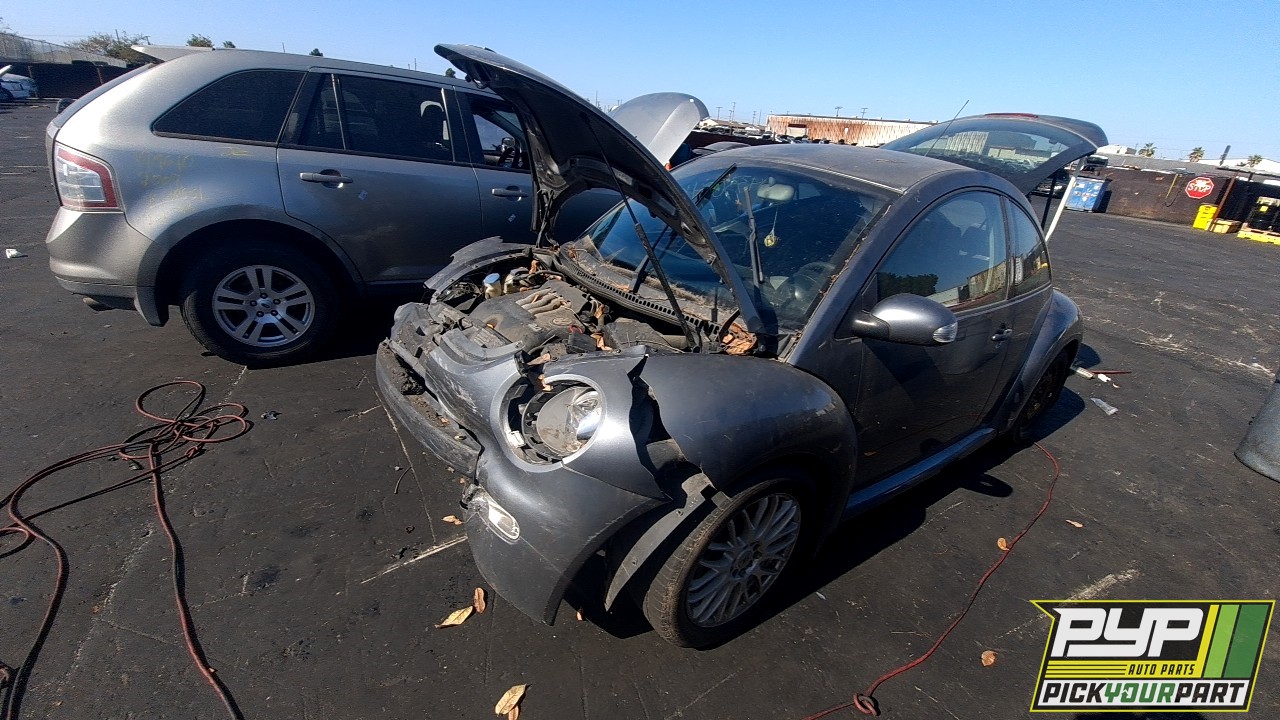 2004 VOLKSWAGEN BEETLE partes disponibles