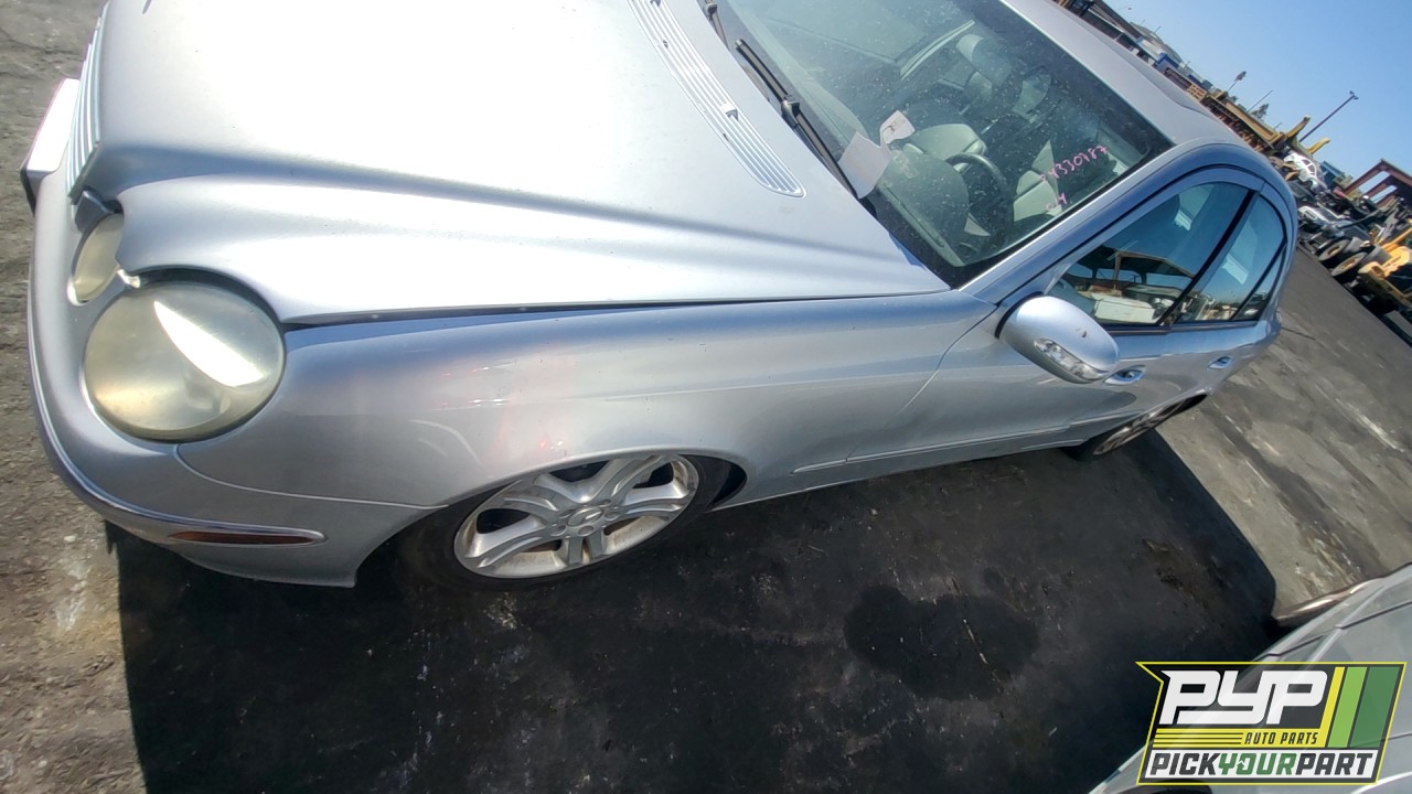 2004 MERCEDES-BENZ E500 partes disponibles