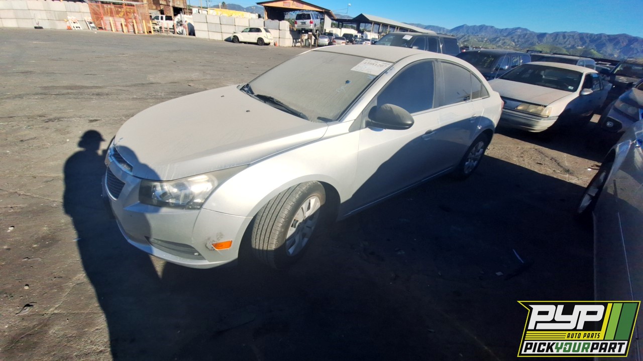 2012 CHEVROLET CRUZE partes disponibles